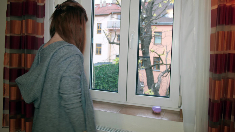 Peaches and Bananas: Redhead teen. Brushing hair