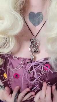 Hocus Pocus Rampage on Comic Con Virgins