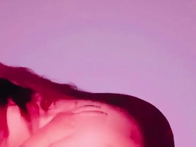 Hot Sex (Baby Bee)