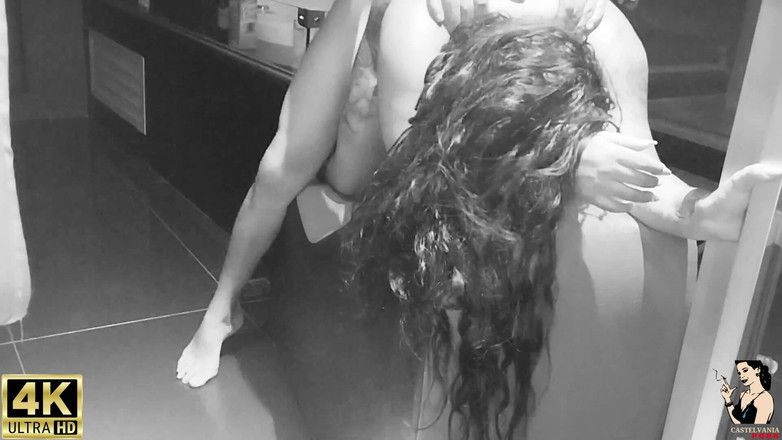 Beatriz De Jesus Silva: Kamera zachytí šéfa při šukání nováčka společnosti - Paty Angel