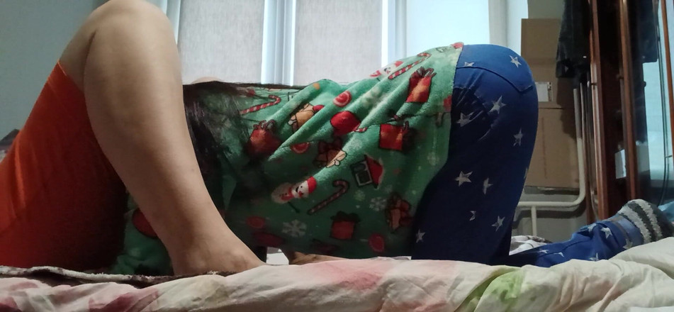 Lesbian-candys: Me encanta oler y lamer los coños de mujeres mayores