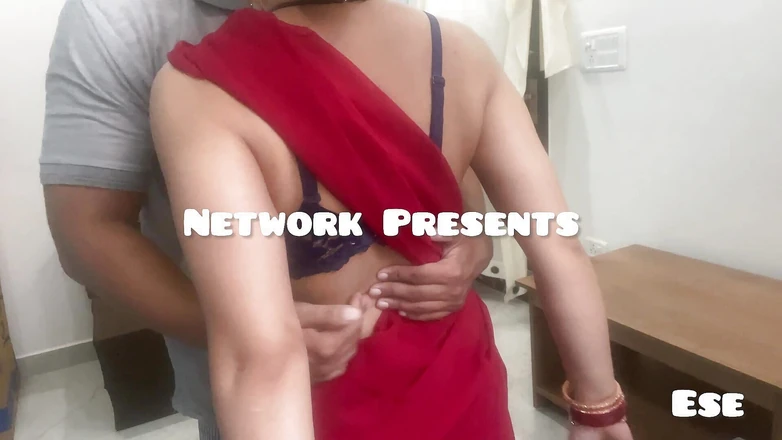 Sammy Sins: Новобрачные бхабхи трахаются с соседом