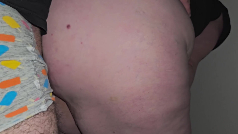 Ladybottox: Sperma is het beste smeermiddel. Binnen een paar keer klaarkomen...