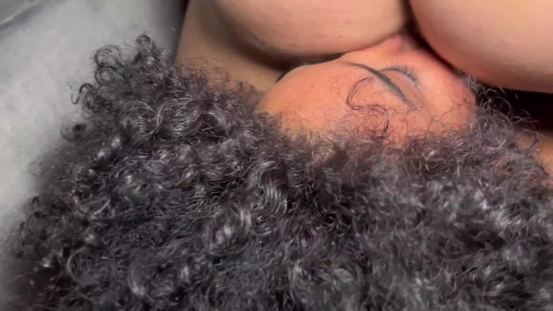 Rauls Bud: Làm tình với những người hàng xóm nóng bỏng của...