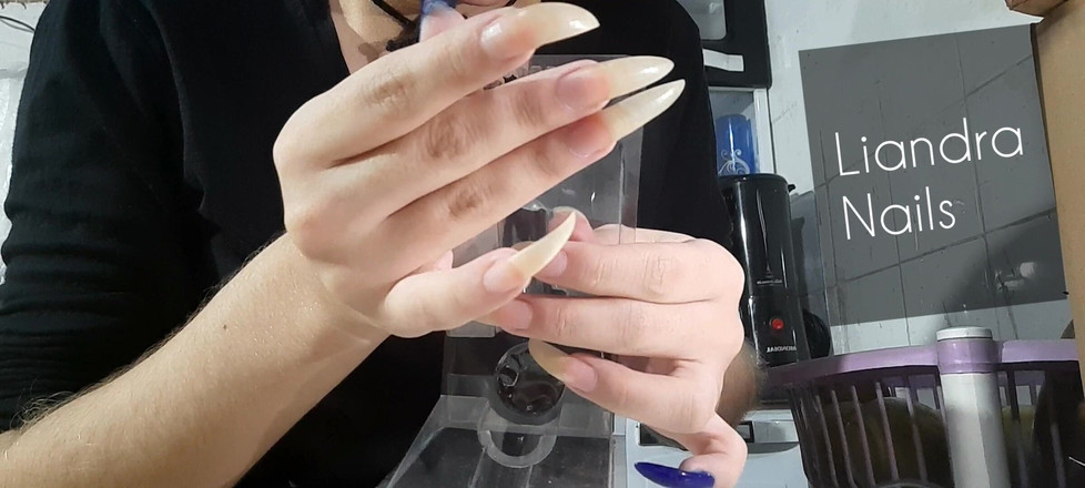 Goddess Li: Liandranails versus hard plastic