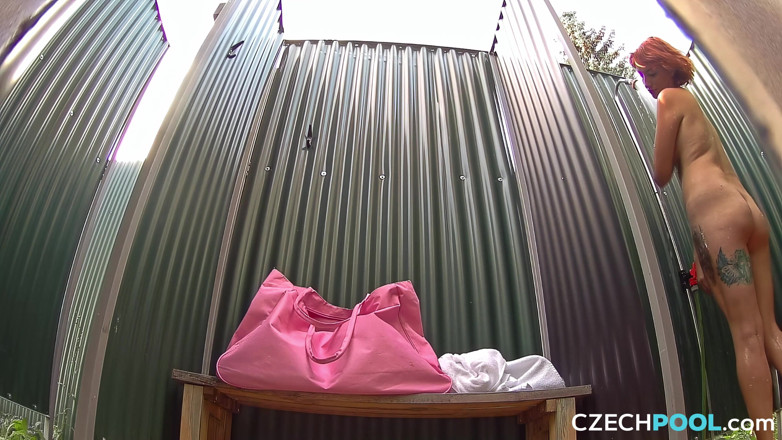 Czech Pool: เช็กสระน้ํา 12: หีขิงเปียก