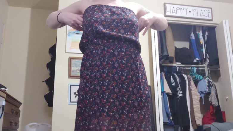 lilredvelvettt: 试穿我所有的连衣裙