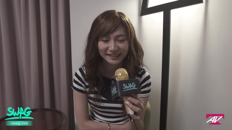 SWAG.live: Cacciatore di taiwan raccoglie ragazze per strada e le scopa...