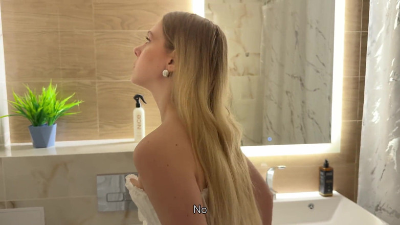 Arisha Mills: Neukte mijn stiefzus in elke hoek van het appartement