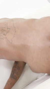 Inked Stud Ralph Whoren Gets His Hairy Pits Worshiped!