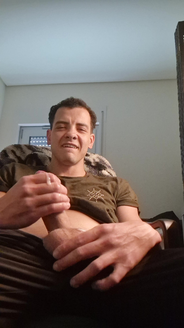 Fitguywithbigdick: Daripada Lembut kepada Keras