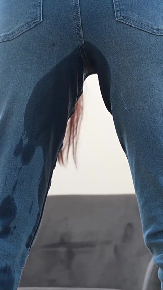 Thumbnail of Magnificent Wetting of Alisson Sweet