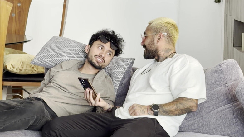 Calientehubxxx: Мечта о трёх гали-дивах