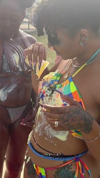 Creamy Custard Playtime: Savanna, Giana, Bleu & Livie Get Messy