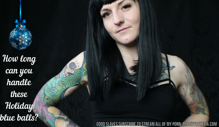 Miss Ivy Ophelia: Blue balls for Christmas 4