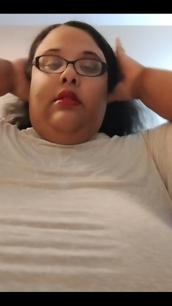 Jessica pigslut: Tetek besar
