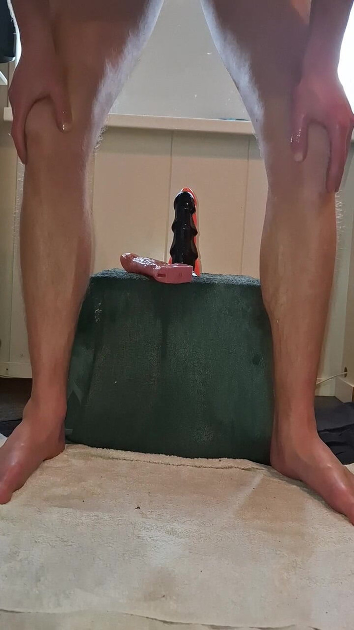 NoFace Twink X: Solo gay extremo anal inserções - vibrador triplo - remoto - dumbell