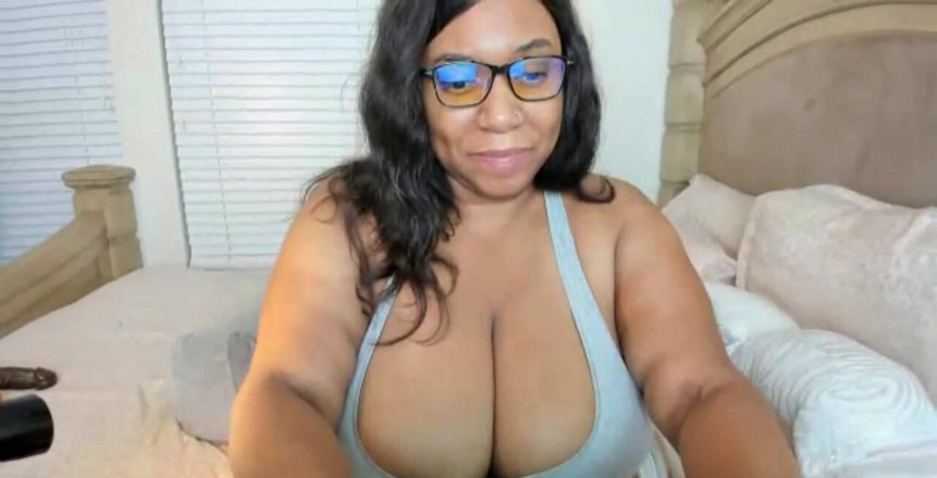 Josie4yourpleasure: Josie4yourpleasure - 网络摄像头表演录制 第3部分