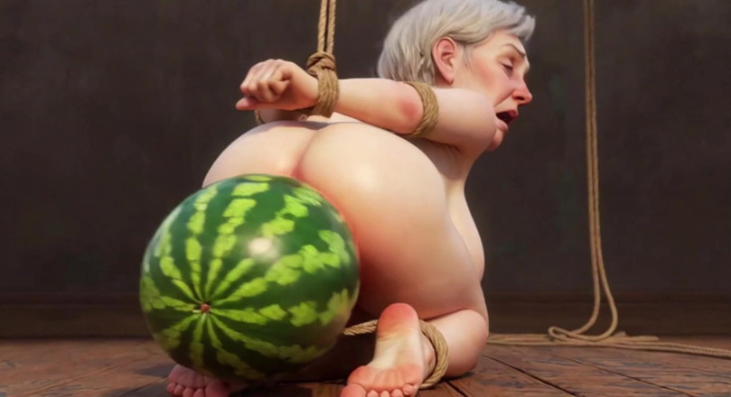 Anime Hentai: Bunicuță bătrână legată cu pepenele verde uriaș în cur - Rănit și orgasm