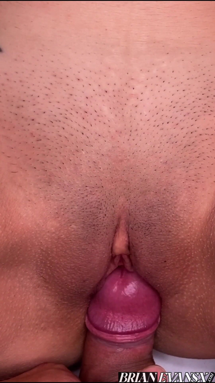 Brian Evansx Vertical: La Mia Vicina Di Casa Andrea Castro È Una Bellissima Rossa...