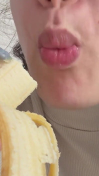Giantess Stepmom Eats a Banana but Sees