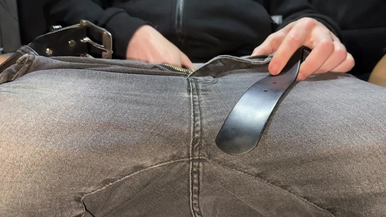 Top castxv: Istri nakal ini ngentot sama pria lain di alun-alun sampai...