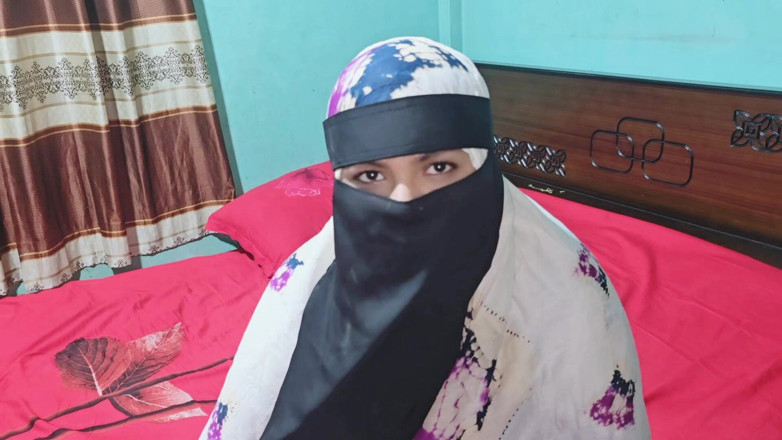 Banglavabi: Aunty Gave Me Her Pink Pussy to Fuck, Oops