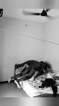 Domácí sexy páry šukají černé a bílé