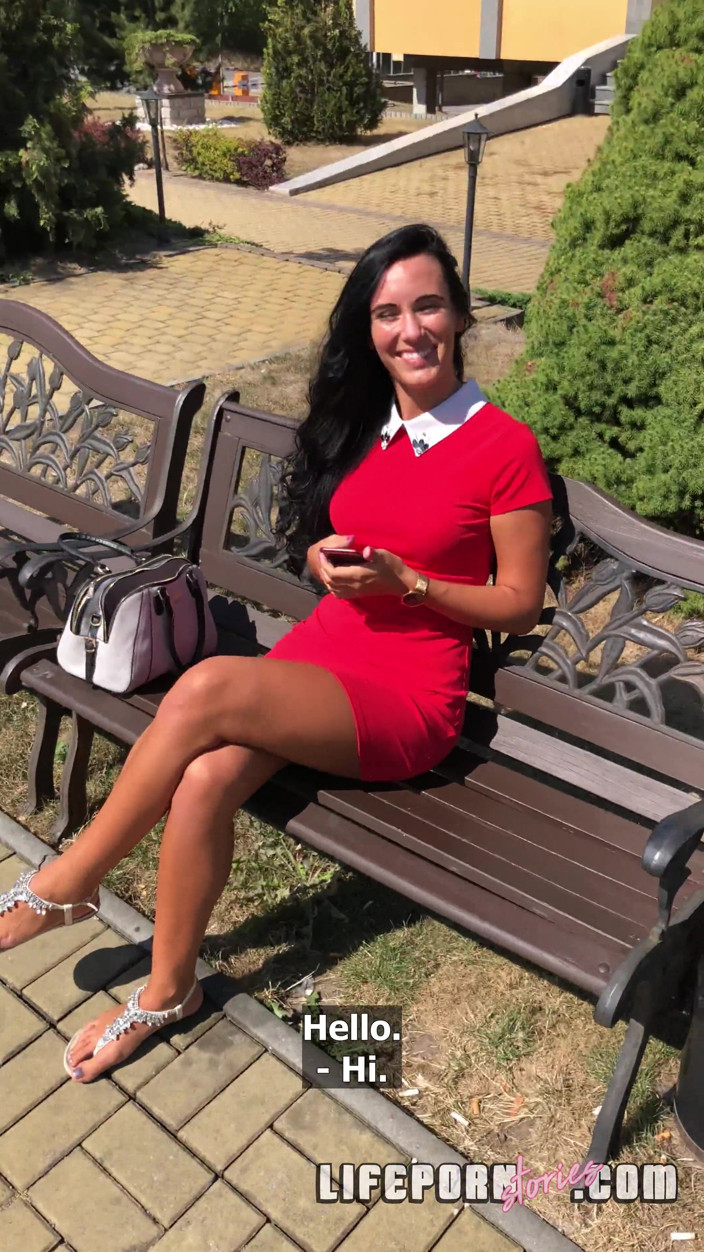 Life Porn Stories: Life Porn Stories 13 - Part 1 Blowjob for a Rose