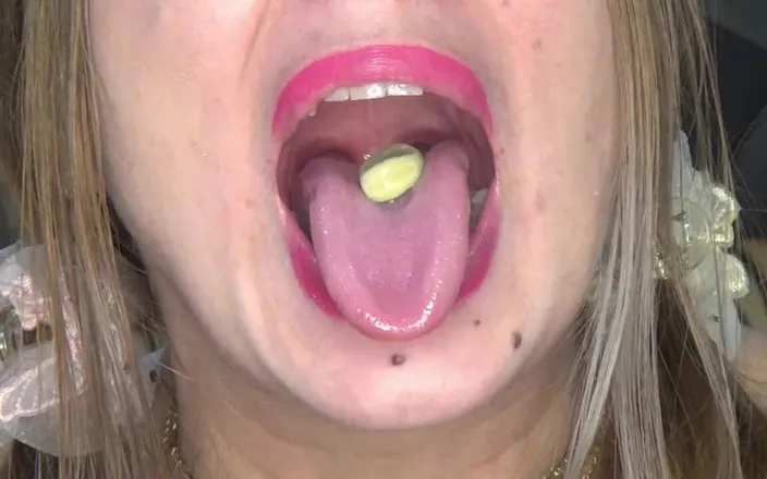 Angel eyes studio: I Swallowed Many Big Broad Beans Whole!!