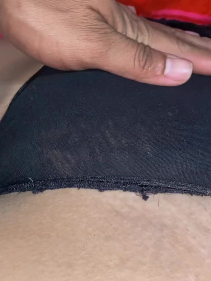 Cintialove: Girl Rubs and Breaks My Virgin Pussy, I've Never Had...