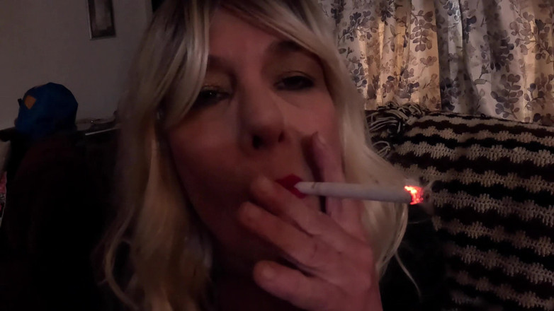 Homesteadmama: Palenie i masturbacja przed snem