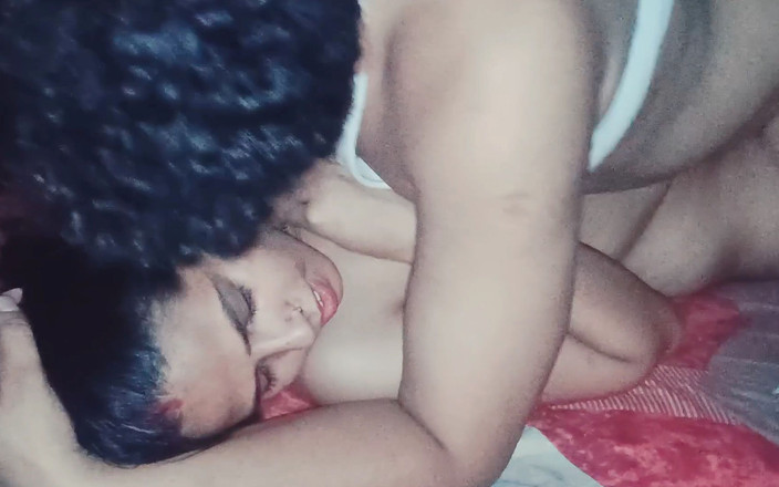 Hot Sis: Latika tvrdě s nevlastním otcem, velký penis, plný sex