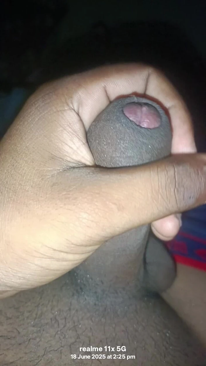 Cutex_mukku: Can You Guess My Dick Size