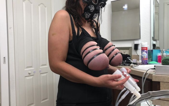VeeVee Vixen: Hucow Milking on the Goat Milker Cam 3