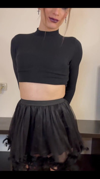 I’m in Love with This Goth Outfit