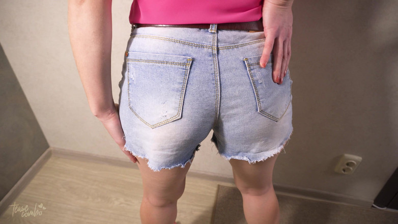 Teasecombo 4K: Seluar jean ketat mengusik garisan seluar dalam yang kelihatan