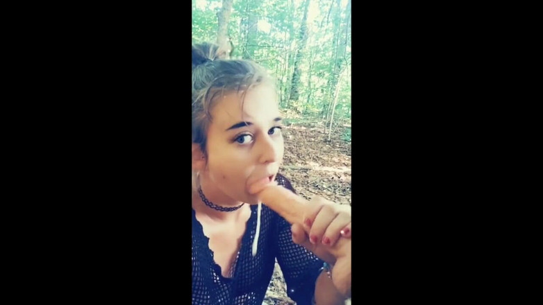Alli Anderson: Dehors, sucer et jouer
