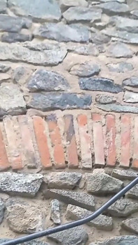 Corabitch, pauză la Castelul Frankenstein