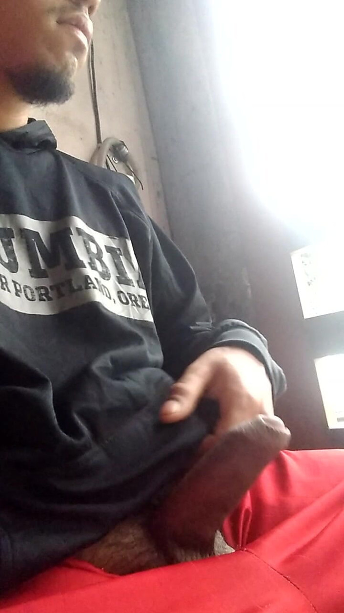 AlexAlejandro13: गेट में बिना किसी को साकार किया