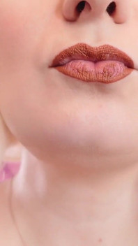 Asmr Video: Lipstick, Mesh Gloves and Lollipop