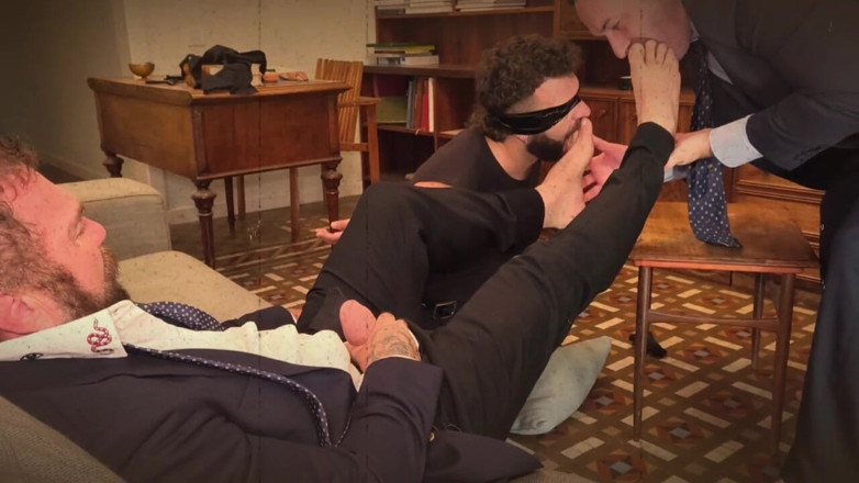 Hairyan: Submisivní doručovatel