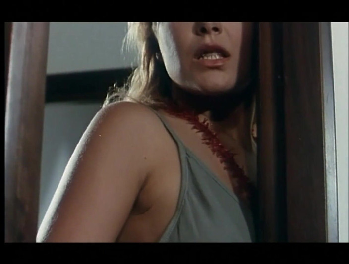 XTime Vod: Винтажный тройничок, волосатая киска трахается на вечеринке в тройничке