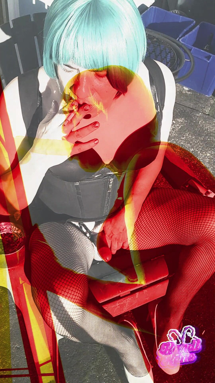 kandiKane: 자지를 가지고 노는 섹시한 Sissy Kandi Kane