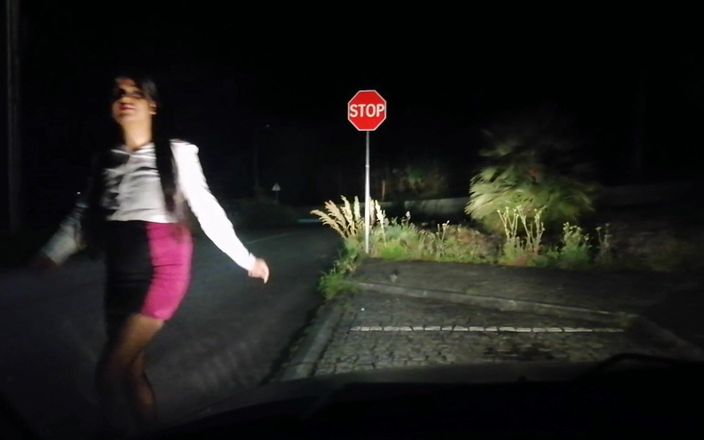 Nicolebella98: Girl Resides with Her Husband After Work