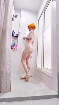 Spioniere Mich Aus, Während Ich Dusche