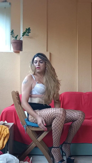 Francis Espada study: Francis crossdressing
