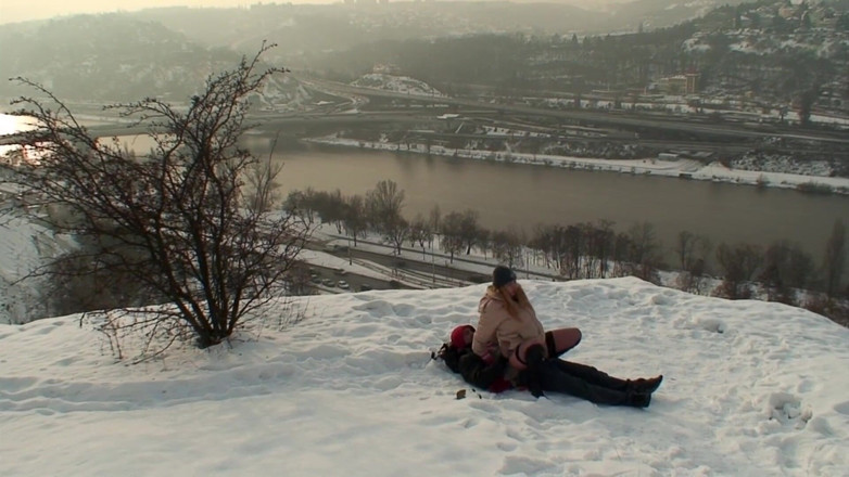 MILF stars: Hottie fucking and sucking in the snow
