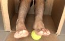 Manly foot: 흑인 대물 자지에게 따먹히는 거유 밀프