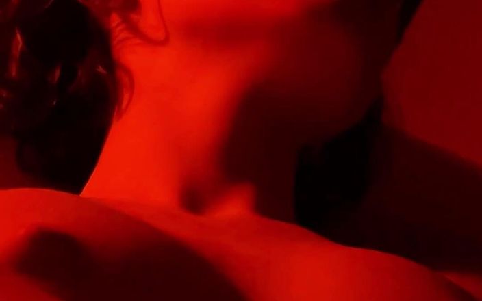 Darcy Dark: 我想要玩，而他想要操我